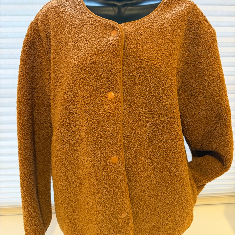 Old Navy Warm Tan Teddy Jacket Women’s Size L